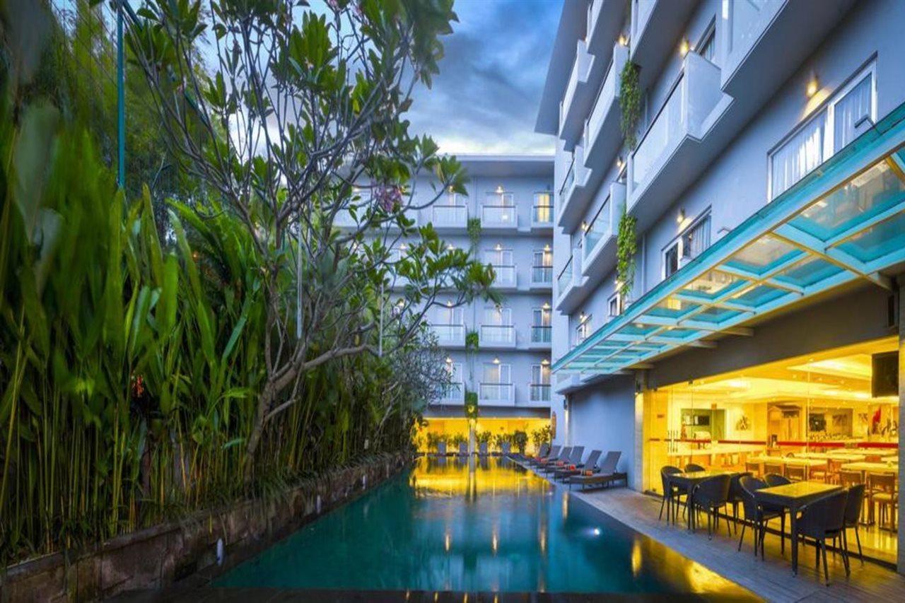 Harris Hotel Kuta Galleria - Bali Buitenkant foto